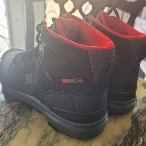 Bnib Mens size 7 DC Torstein Winter Boots - Picture 8 of 9